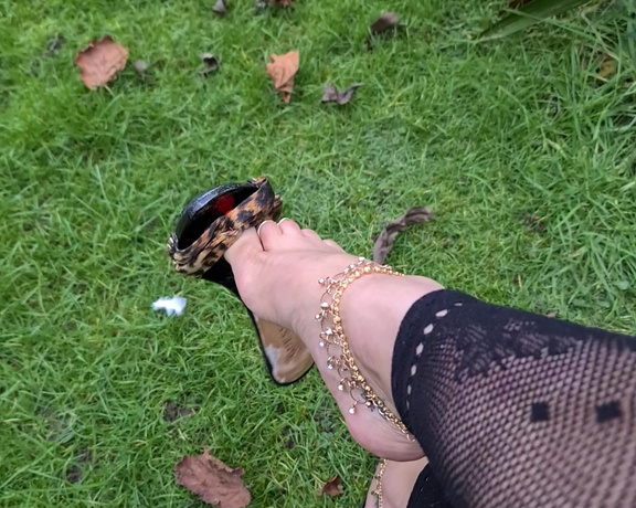 FeetBySherri aka feetbysherri OnlyFans Video 3269