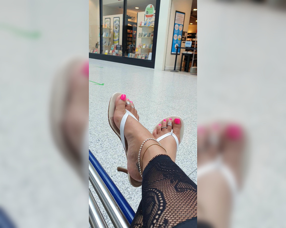 FeetBySherri aka feetbysherri OnlyFans - Public tease in shopping mall