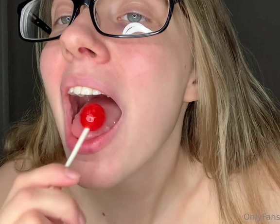 Jennaize aka jennaize OnlyFans - Counting down from 70 joi and lollipop licking