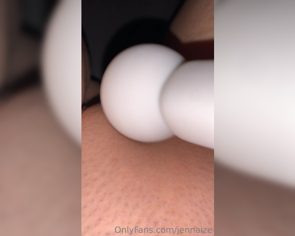 Jennaize aka jennaize OnlyFans - Using the new vibrator wand from yesterday!