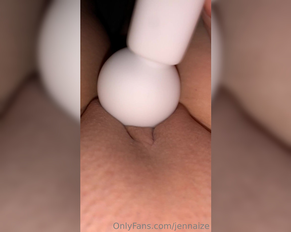 Jennaize aka jennaize OnlyFans - Using the new vibrator wand from yesterday!