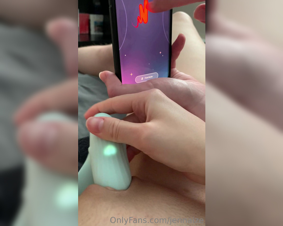 Jennaize aka jennaize OnlyFans - Using the new little whale toy I got yesterday! The vibrations are controlled by the app!