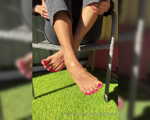 Laprettyfeet4 aka laprettyfeet4 OnlyFans - How’s your day