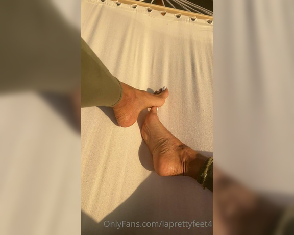 Laprettyfeet4 aka laprettyfeet4 OnlyFans Video 2837