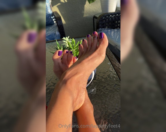 Laprettyfeet4 aka laprettyfeet4 OnlyFans - Hi!!!! You still here Well,, I’m gonna start posting again to my loyal followers