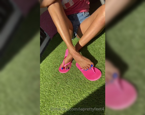 Laprettyfeet4 aka laprettyfeet4 OnlyFans - 3 minutes of my yummy soles,