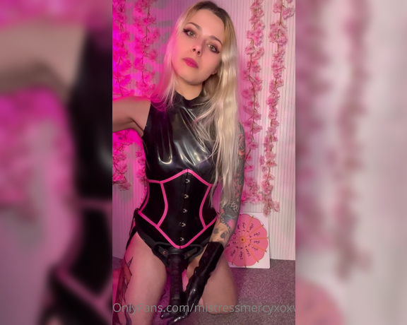 Mistress Mercy aka mistressmercyxoxvip OnlyFans - Simple chastity spinwheel, deciding how many more days you’ll be locked in chastity The wheel goes