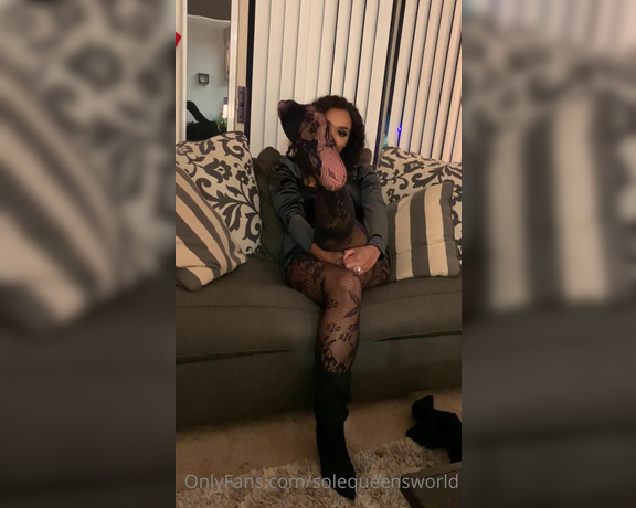 Sole Queen aka solequeensworld OnlyFans - Tipsy holiday party afrermath, lol I love a cute outfit in the winter time & how