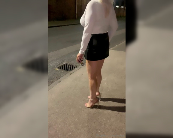 Torryy aka torryy OnlyFans - Mature English milf smoking on a walk