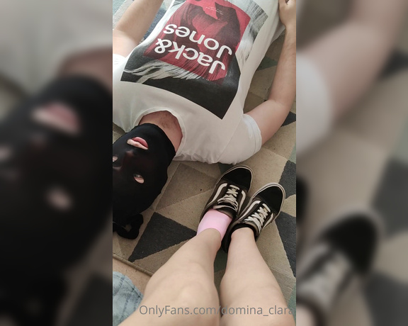 Domina_clara aka domina_clara OnlyFans - Tre une alpha ne sapprend pas Mes pieds ont passs 8heures dans ces chaussures avant que