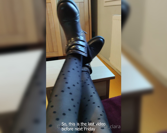 Domina_clara aka domina_clara OnlyFans - I just came back from my walk Have a nice evening Je viens juste