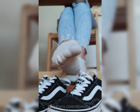 Domina_clara aka domina_clara OnlyFans - Extract for you You could love fill your nose with the odor of my shoes, you