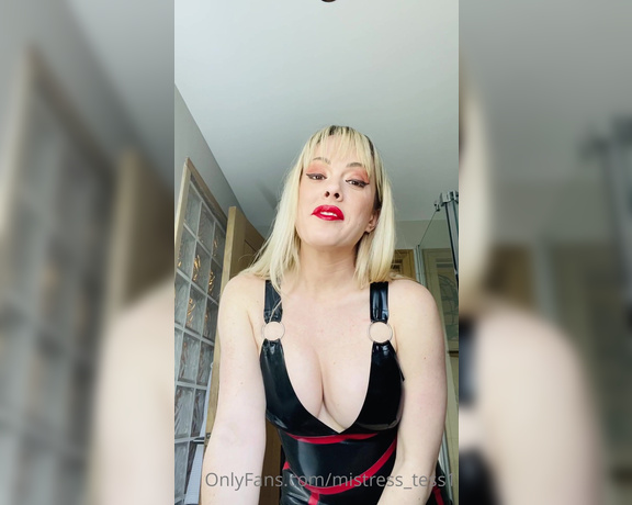 Mistress Tess aka mistress_tess1 OnlyFans - Lets get festive! Starting with CBT 3 min POV video)