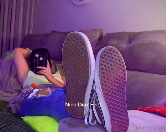 Nina’s Feet aka ninadiaz.feet OnlyFans - Foot Slav Cleaning My Stink Feet! Today I put on my sneakers in the morning