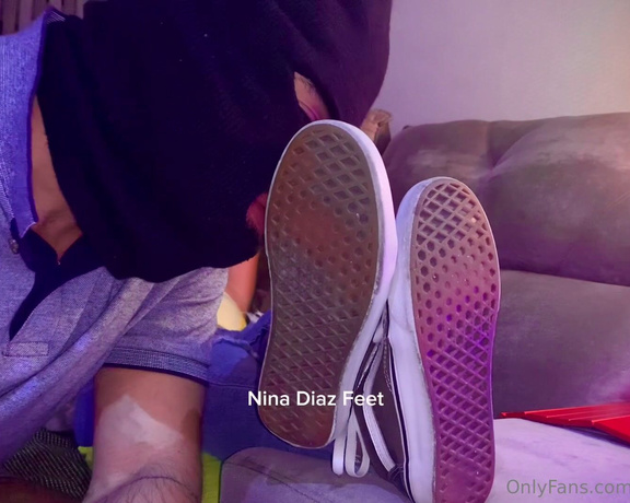 Nina’s Feet aka ninadiaz.feet OnlyFans - Foot Slav Cleaning My Stink Feet! Today I put on my sneakers in the morning