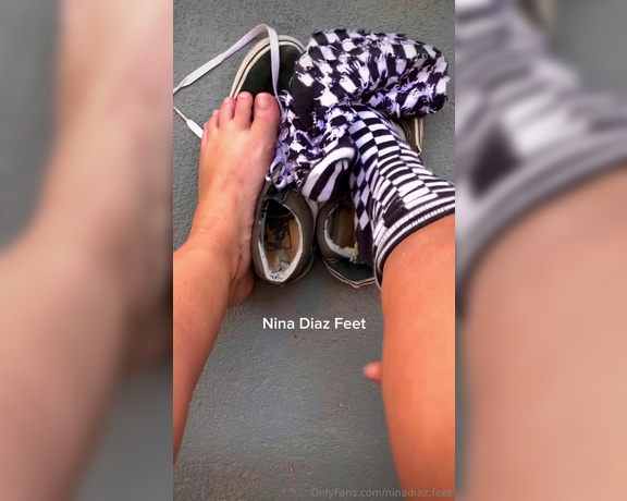 Nina’s Feet aka ninadiaz.feet OnlyFans - Today in the afternoon I went for a bike ride The day was very hot,