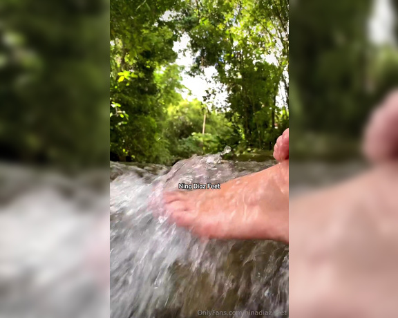 Nina’s Feet aka ninadiaz.feet OnlyFans - POV Wet Feet on Waterfalls Who loves wet feet I went to the waterfall,