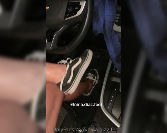 Nina’s Feet aka ninadiaz.feet OnlyFans - Stink feet in the Car After a long day, my toes are finally free