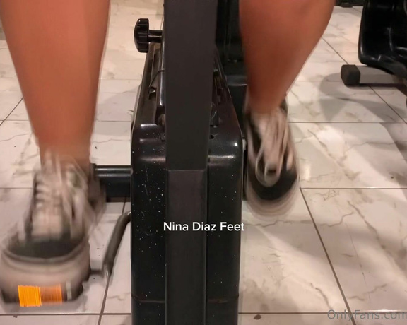 Nina’s Feet aka ninadiaz.feet OnlyFans - Training with me! Youre at the gym working out, and I see it coming!