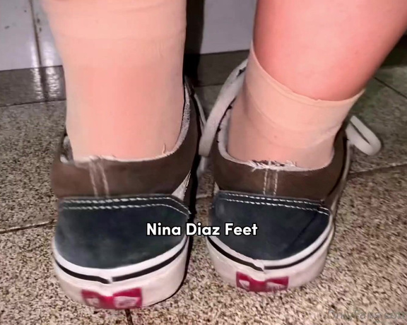 Nina’s Feet aka ninadiaz.feet OnlyFans - Drinking my Reeking Socks Tea Today is a good surprise day! I wore