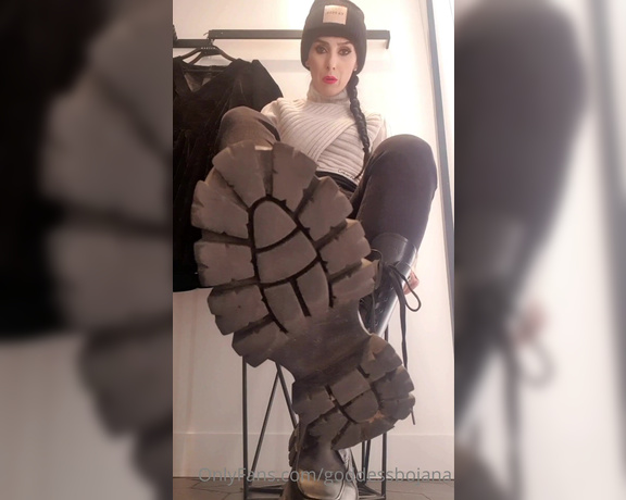 Goddess Bojana aka goddessbojana OnlyFans - Doormat boytime to clean My Boots!