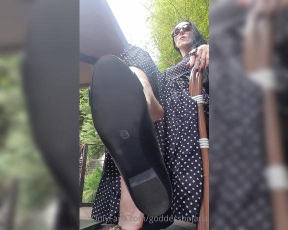 Goddess Bojana aka goddessbojana OnlyFans - Hot September Day and My Sweaty Flats! Part 1