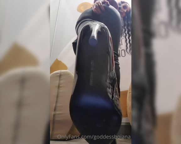 Goddess Bojana aka goddessbojana OnlyFans - Boy Toysuck My Heel!