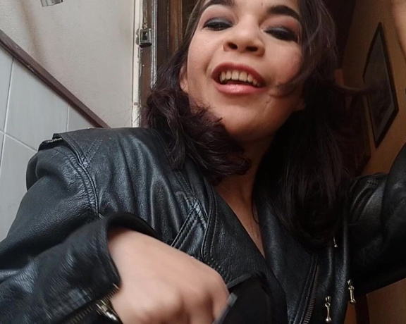 Reina Leather aka reinaleather OnlyFans Video 8492