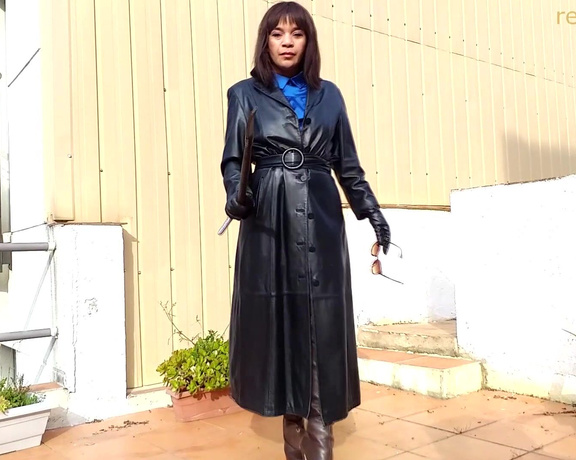 Reina Leather aka reinaleather OnlyFans - My video on the top roof as I mentioned before Mi video en el terrado, cmo