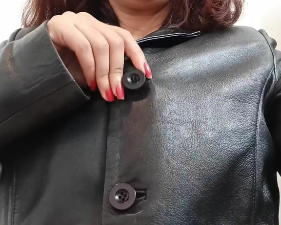 Reina Leather aka reinaleather OnlyFans - Pink