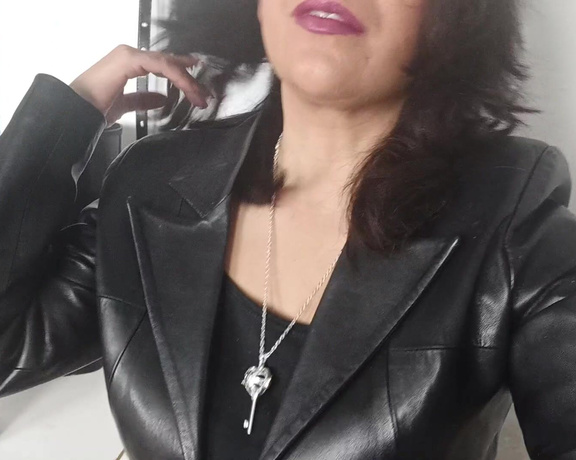 Reina Leather aka reinaleather OnlyFans - Mmmm you are so lucky