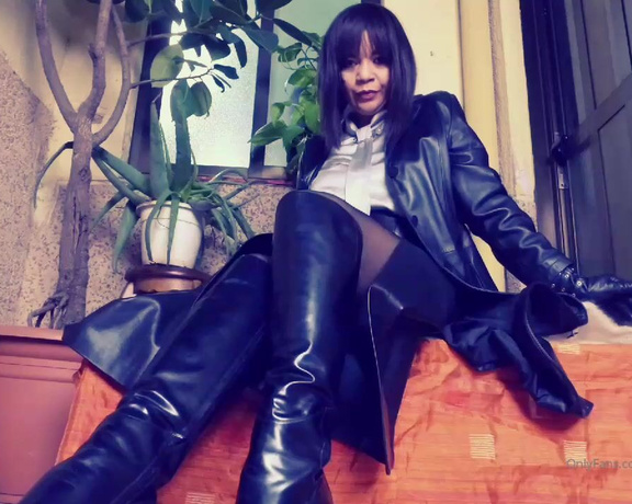 Reina Leather aka reinaleather OnlyFans - My last video with my newest long leather coat