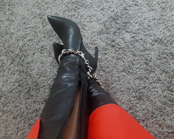 Reina Leather aka reinaleather OnlyFans - Red is radwhat do u think
