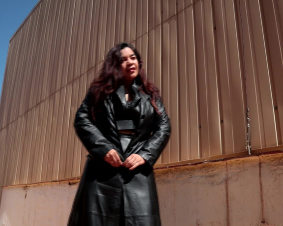 Reina Leather aka reinaleather OnlyFans - Such a lovely day in leather!