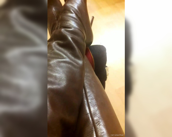 Reina Leather aka reinaleather OnlyFans Video 4685