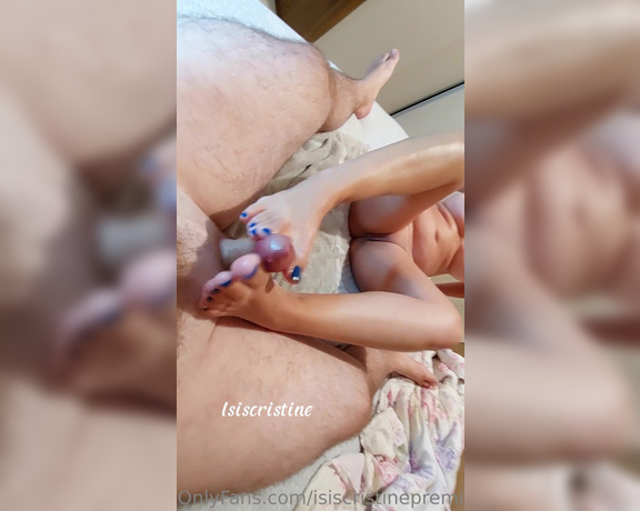 Isis Cristine aka isiscristinepremium OnlyFans - Footjob, Toejob, Blowjob and Handjob  POV Sexy legs and pussy in sight, very intense