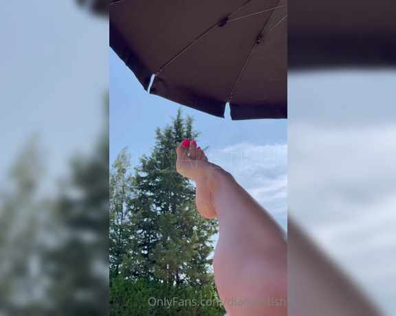 Diana Fetish aka dianafetish OnlyFans - And while I was playing with my little feet in the air, the husbands where staring