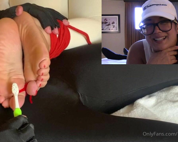 Puerto Rican aka puertoricanfeet OnlyFans - My first tickle job clip EVER and I would definitely do it again