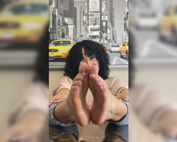 Puerto Rican aka puertoricanfeet OnlyFans - Foot tease Part 3