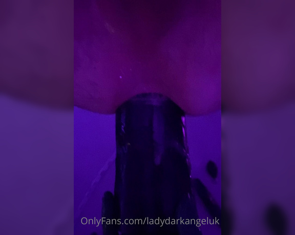 Lady Dark Angel aka Ladydarkangeluk Onlyfans - Huge double cock dildo being used!!!