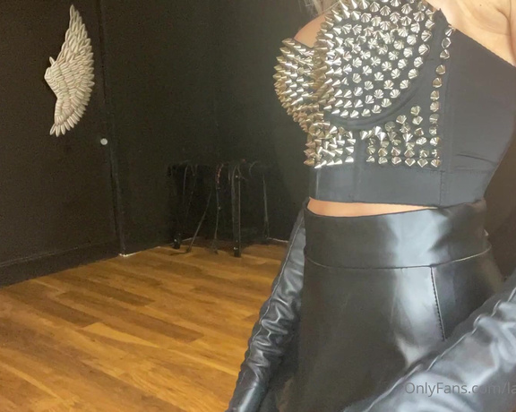 Lady Dark Angel aka Ladydarkangeluk Onlyfans - Sexy Who loves leather and spikes