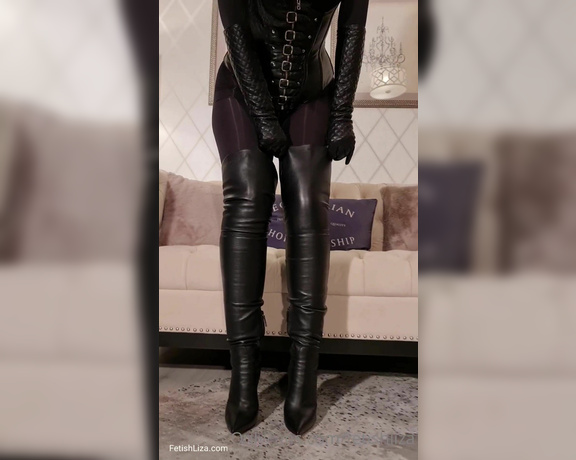 Fetish Liza aka fetishliza OnlyFans - First look at my newest leather gloves combined with my Casadei blade boots Who wants