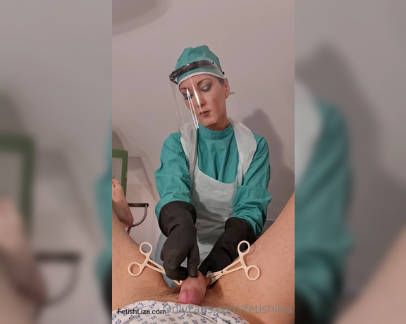 Fetish Liza aka fetishliza OnlyFans - Meanwhile at the surgery Who needs some gloved treatment #gloves #medical #medfet #handjob