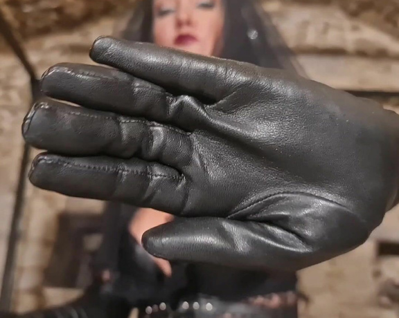 Fetish Liza aka fetishliza OnlyFans - The Black Widow will take your soul and you will surrender to me, with pleasure