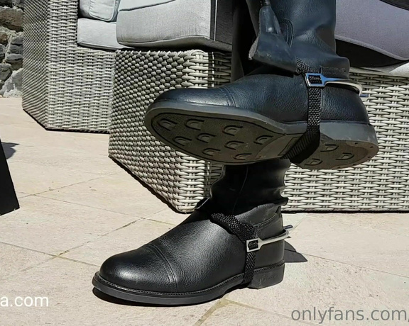 Fetish Liza aka fetishliza OnlyFans - Do you want to be my stable boy I will show you your tasks #ridingboots #bootlicker