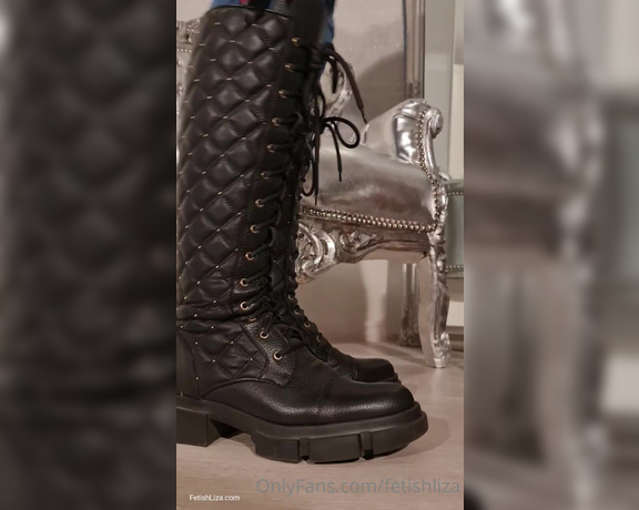 Fetish Liza aka fetishliza OnlyFans - Tongue at the readyhere is my last pair of flat leather boots that should be polished