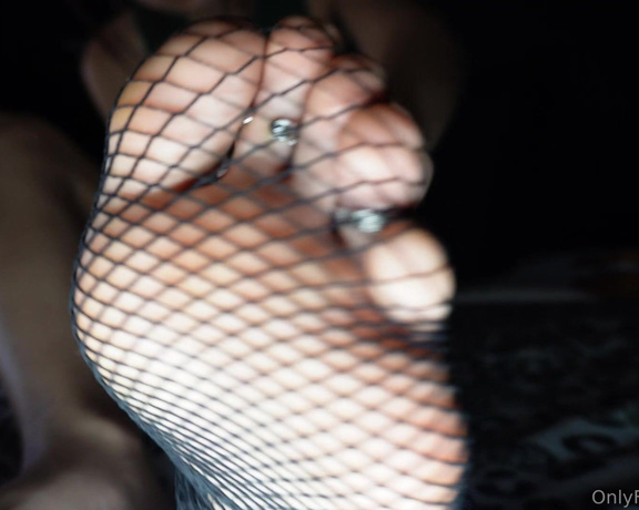 Nirvy aka nirvy OnlyFans - I feel trapped inside these fishnet stockings i would like to rip them off and suck