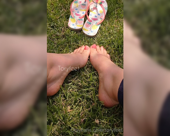 Victoria Feet aka toryfeet OnlyFans - This morning i was walking for a while, getting fresh air and sun, my feet enjoyed