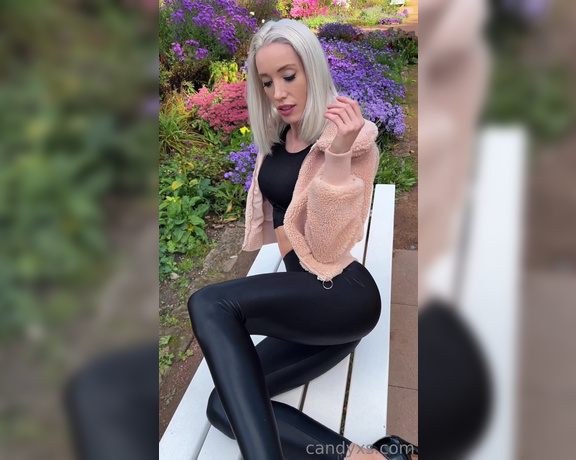 CandyXS aka candyxs OnlyFans - Knntest du ruhig neben mir auf der Bank sitzen