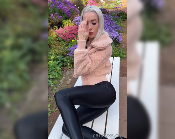 CandyXS aka candyxs OnlyFans - Knntest du ruhig neben mir auf der Bank sitzen